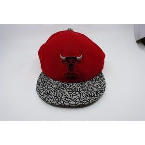Mitchell & Ness Chicago Bulls “Windy City” NBA Hardwood Classics Snapback Hat.